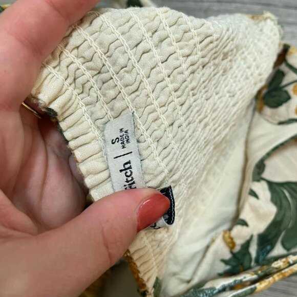 The A&F Scarlett Linen-Blend Wrap Mini Skort and Top - Picture 4 of 4